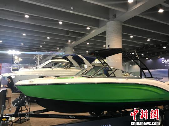 各游艇品牌集聚展會(huì) 索有為 攝